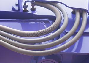 一年間の無料保証と仕事とスクリーン